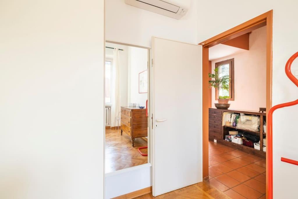 Отель La Casa Di Marina Феррара Экстерьер фото
